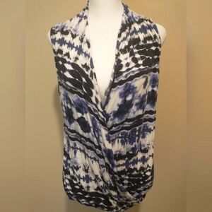 Bobeau Sleeveless Blue And White Tie-Dye Wrap Top
